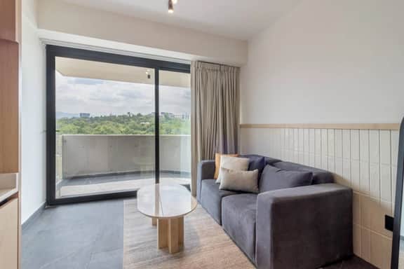 Myla - Plus Loft Condesa with Balcony Interior Views